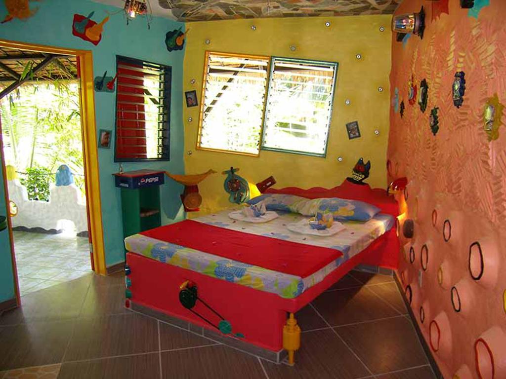 Takatuka Beach Resort Sipalay Pokoj fotografie
